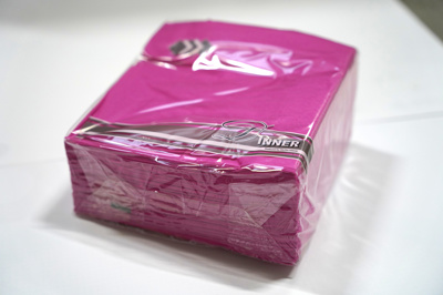 SERVETTEN 40*40 MAGENTA 2L 20*100ST